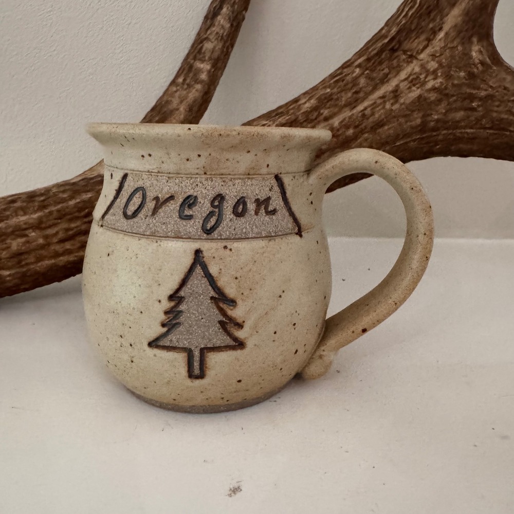 Oregon Studio Pottery Mug Speckled Stoneware Pine Tree Souvenir Beige 4"